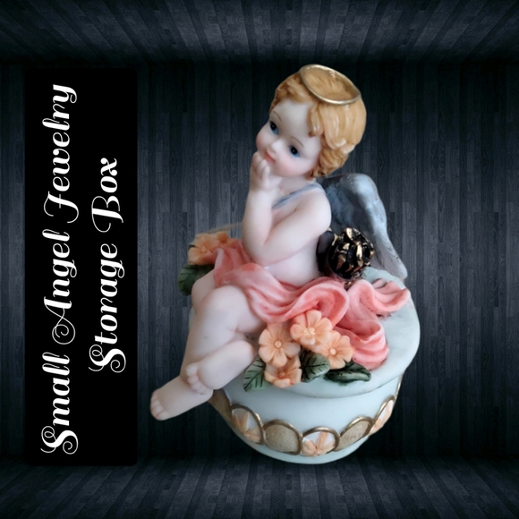 👣4/$20.  Beautiful Angel Jewelry/Trinkets Storage Box - Picture 4 of 8